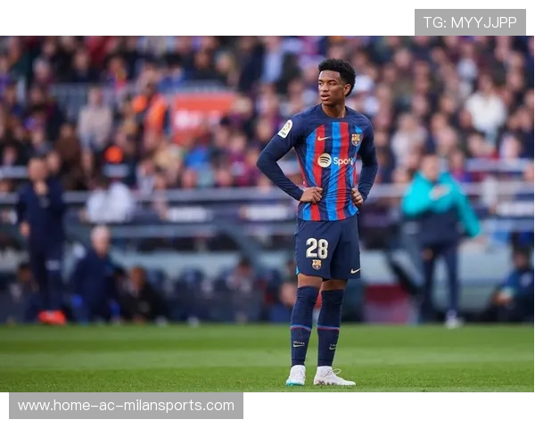 巴萨门将神扑救险，关键时刻稳住局面，巴萨门将是谁